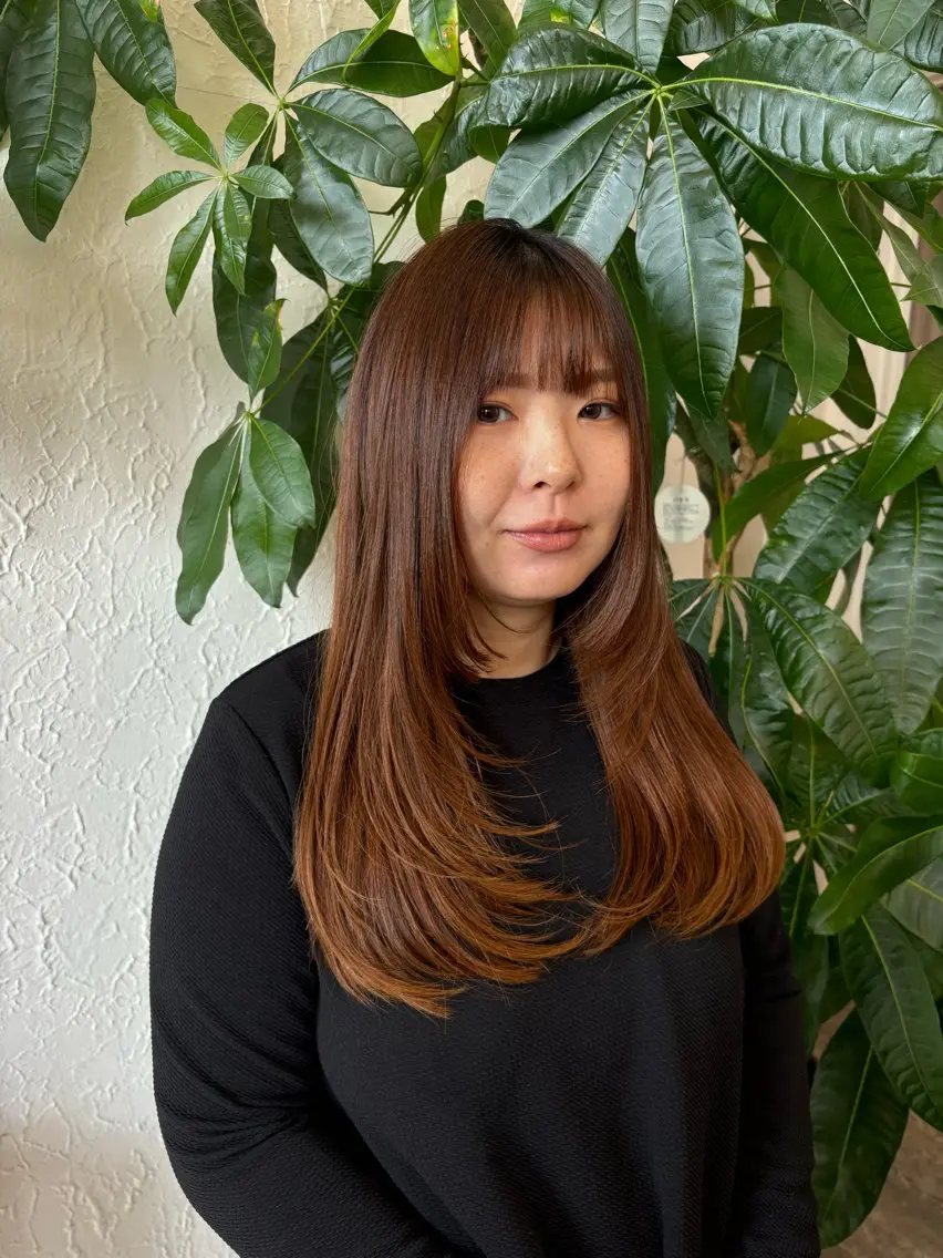 ロング 顔まわりレイヤー レイヤーカット カット KOTOMI ONUKIのヘアスタイル