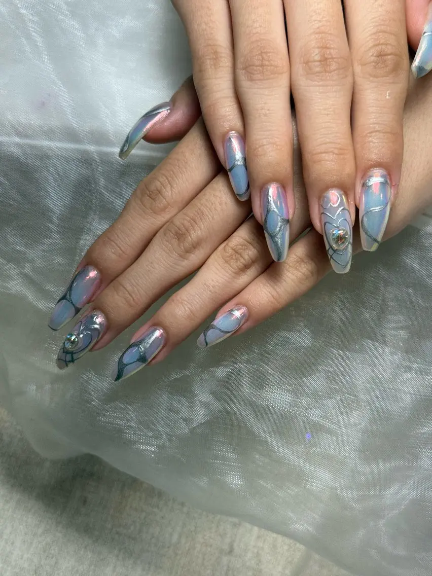 チップ長さ出し+シンプル持ち込みデザイン【時間内パーツつけ放題】の写真