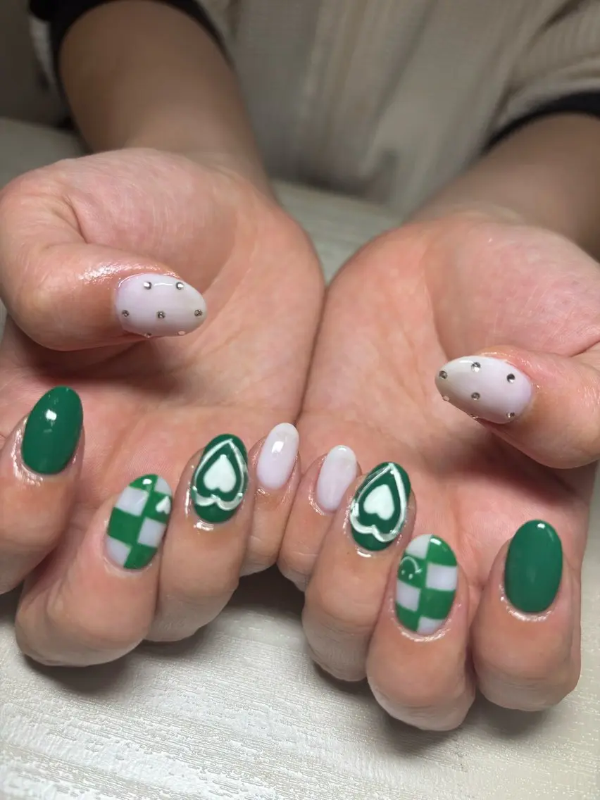 ネイル I pinknail 韓国風·持ち込み専門のネイルデザイン