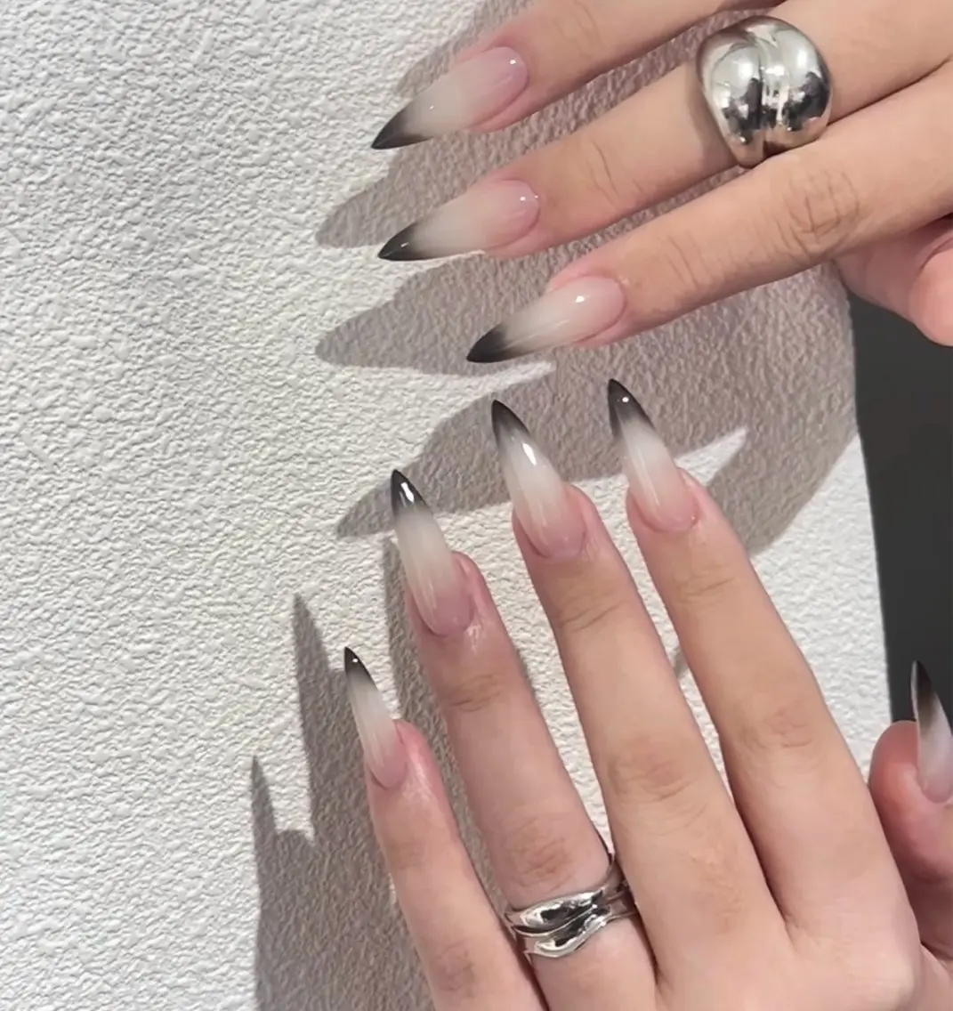 ネイル ハンドネイル Dione Nail きよみのネイルデザイン