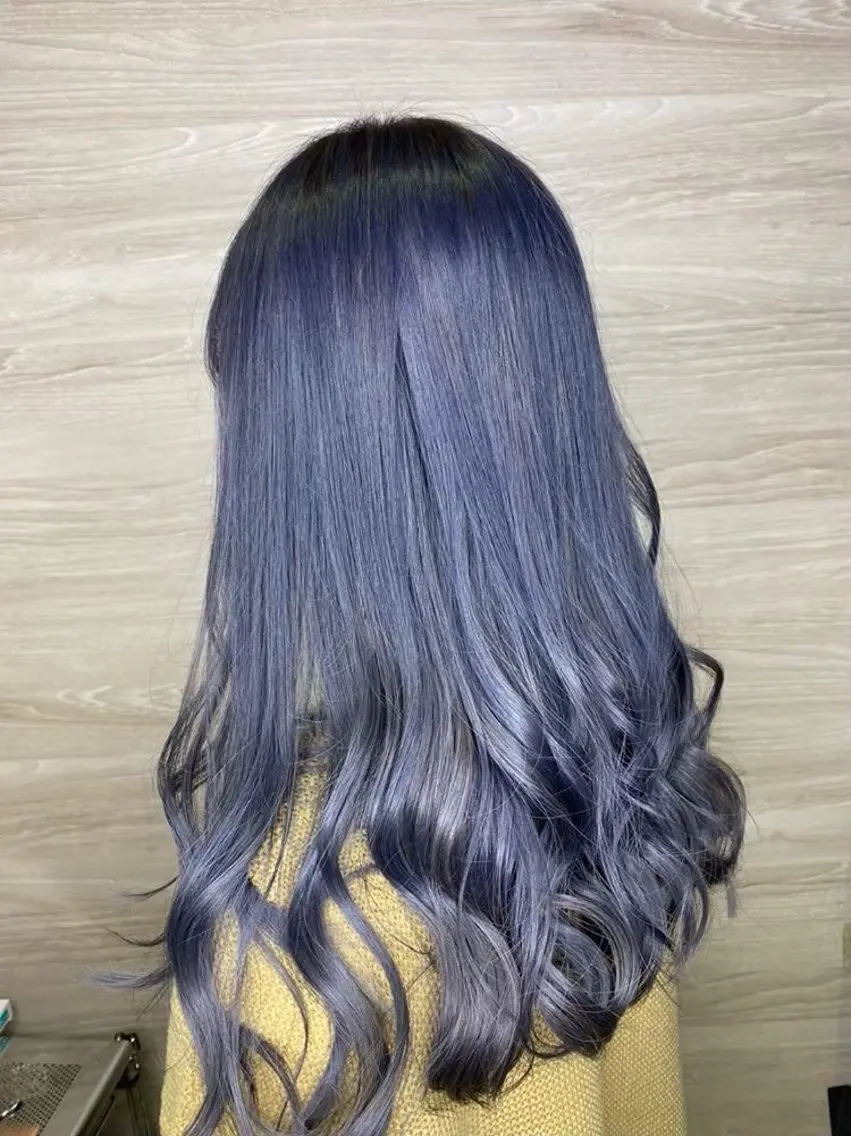 ロング カラー ヘアカラー 五十嵐航斗 ハイトーンのヘアスタイル