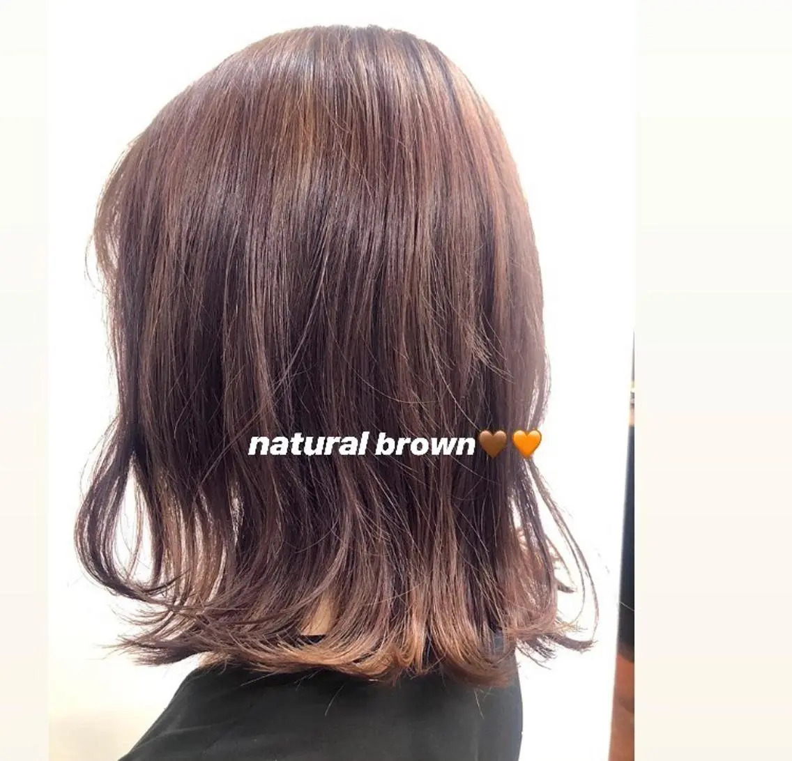 ミディアム カラー ブラウンカラー レイヤーカット 外ハネヘア レイヤーカット🎀 kanaのヘアスタイル