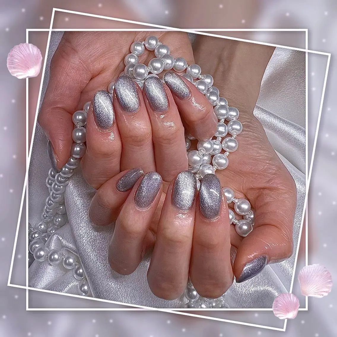 ネイル フレンチネイル グラデーション キラキラネイル 韓国ネイル マグネットネイル ハンドネイル ハンドケア Chill Nailsalonのネイルデザイン