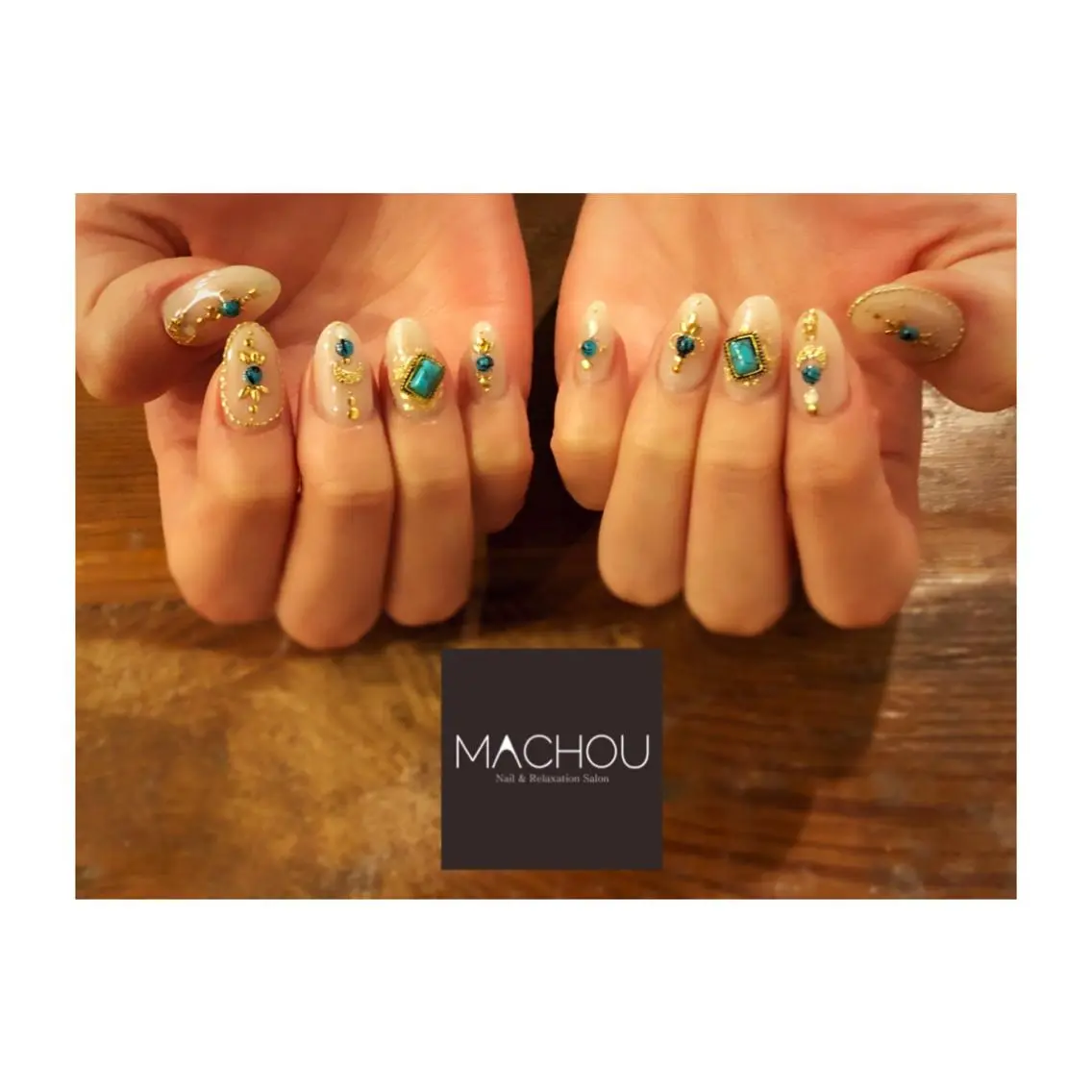 ネイル tomomi MACHOUのネイルデザイン
