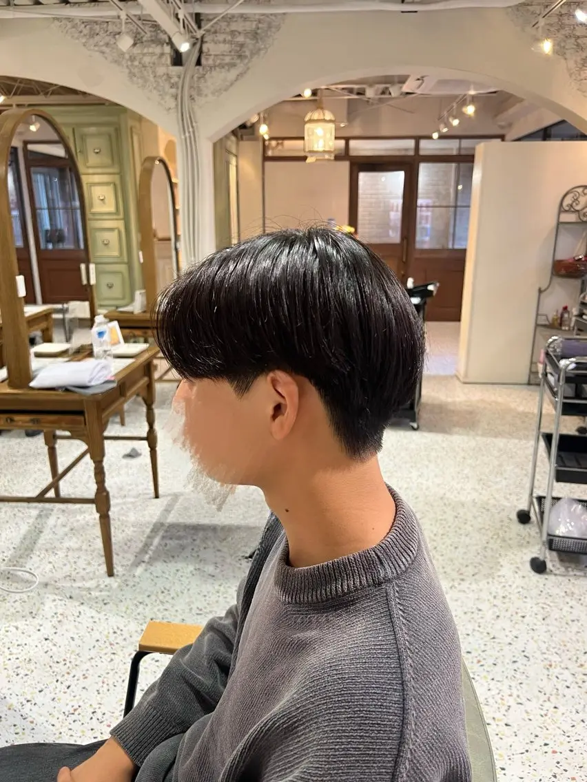 メンズ ニュアンスパーマ🌀 毛流れ🩶イザベラのヘアスタイル