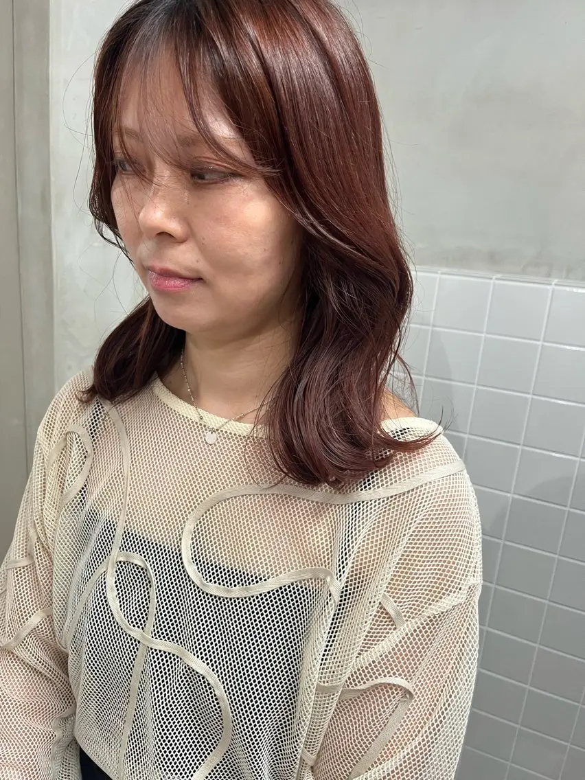 ミディアム くびれヘア anon Loemのヘアスタイル
