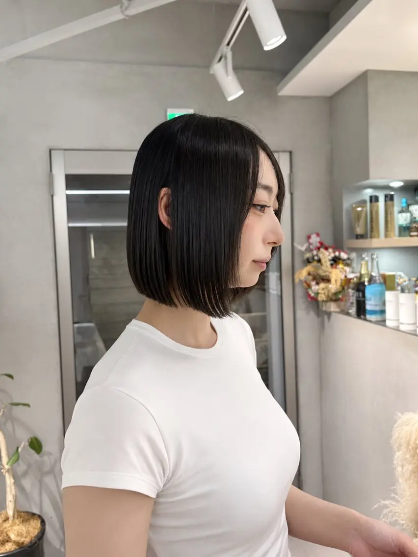 ショート ボブ カット トリートメント 波巻き/シャドウ/ レイヤー/ボブ航太のヘアスタイル