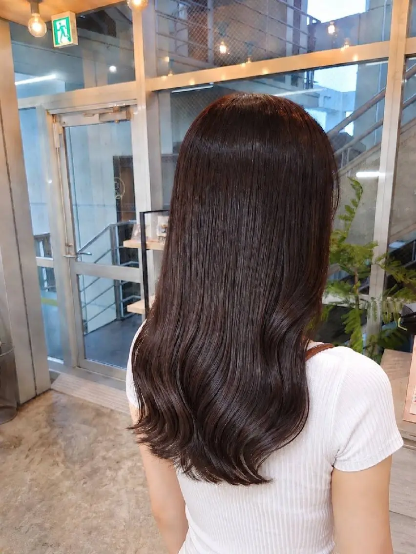 セミロング ケアカラー 縮毛矯正💇艶髪 シノハラ✨髪質改善のヘアスタイル