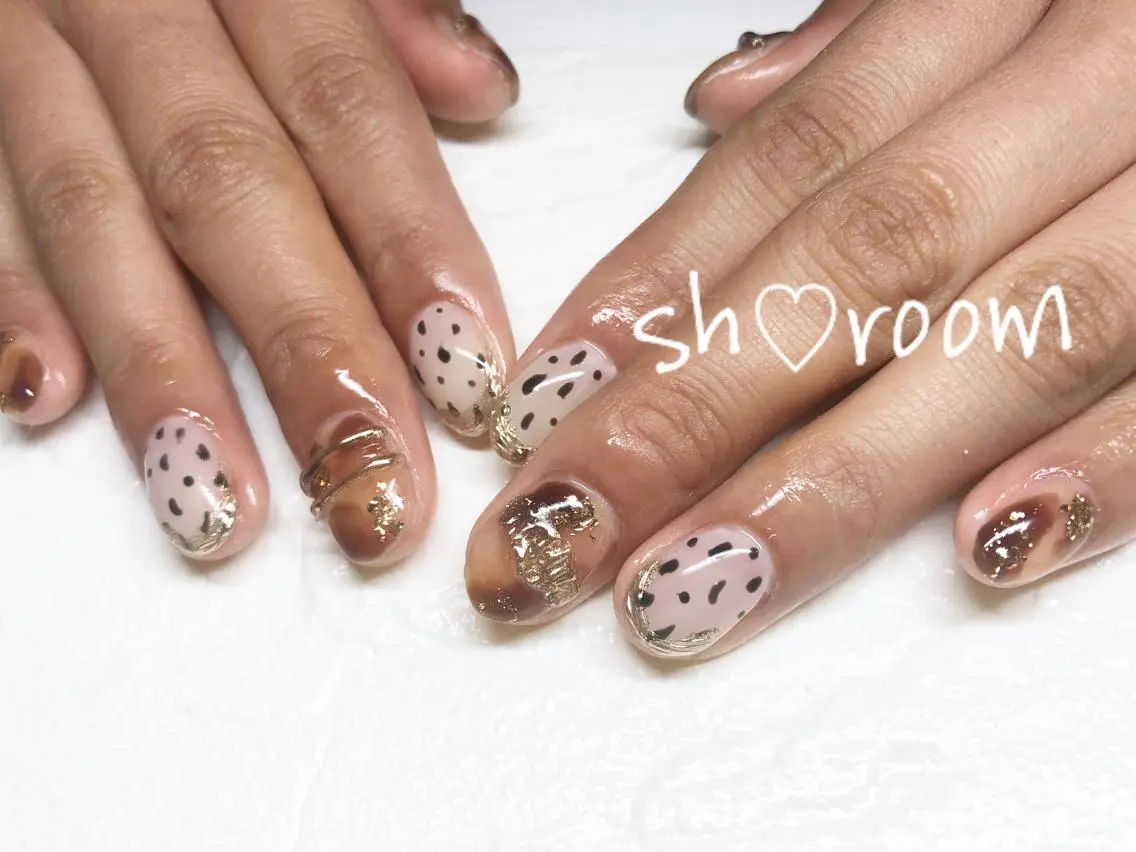 ネイル べっ甲ネイル ミラーネイル Nail salon Ruuのネイルデザイン