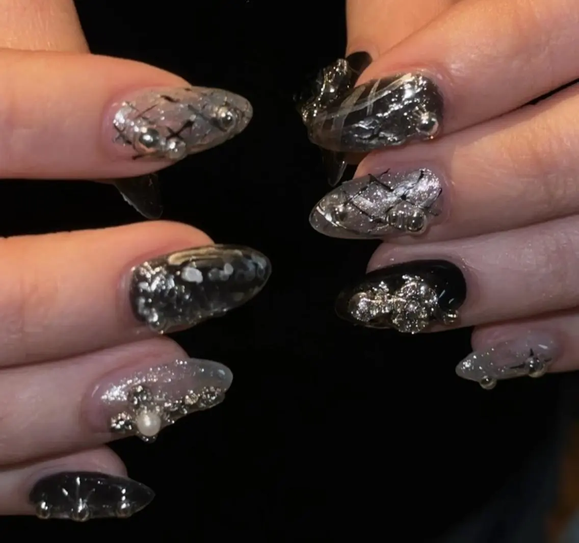ネイル ハンドネイル エリ🫧 nail池袋東口のネイルデザイン