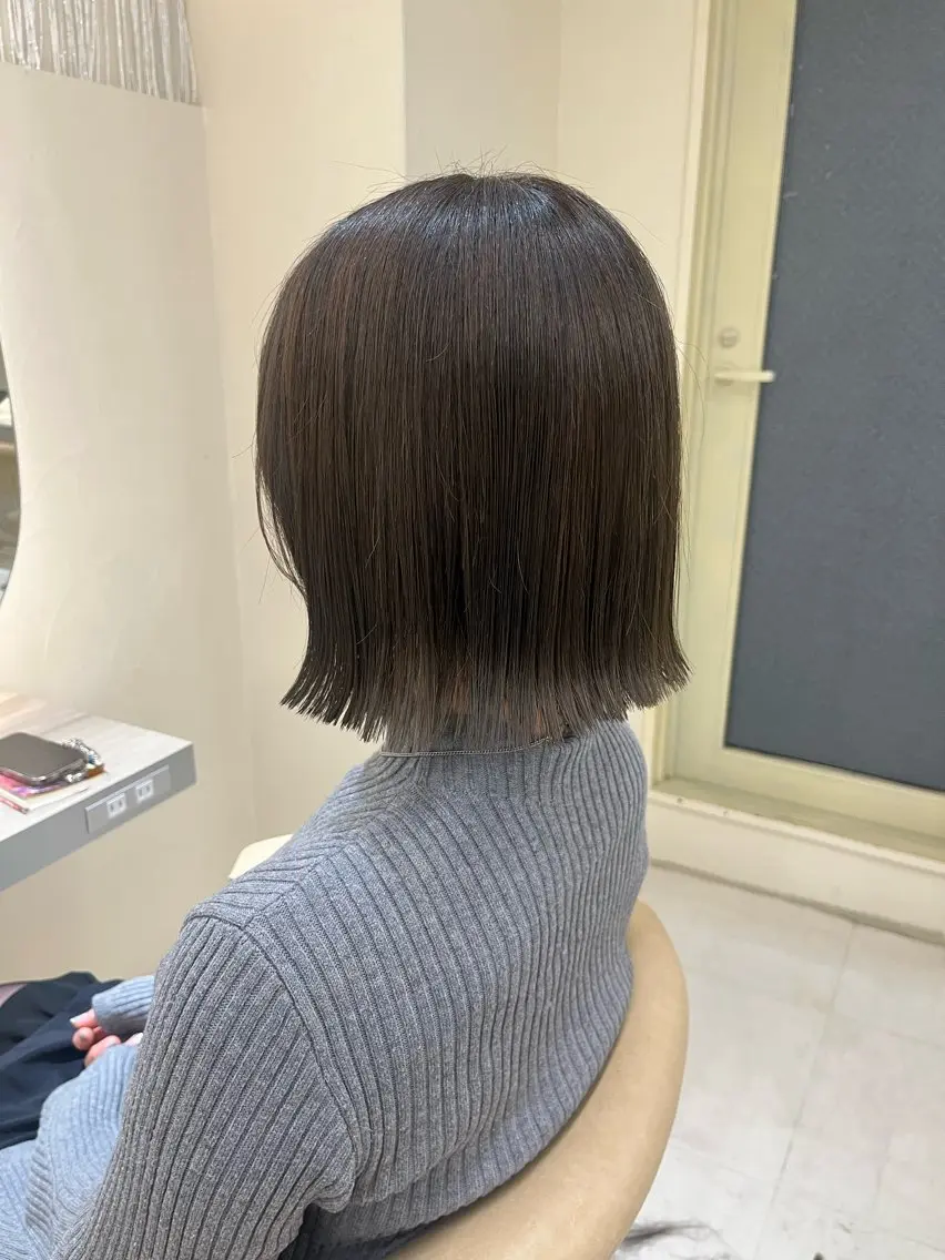 カラー カット ヘアカラー トリートメント 切りっぱなしボブ/ 艶カラー/綾莉のヘアスタイル