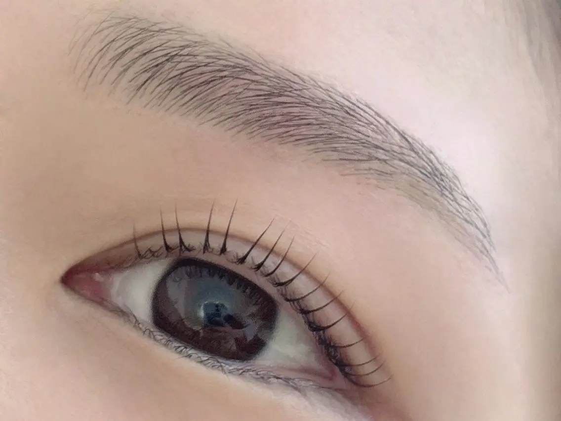 アイブロウ マツパ poka lash 奥村の眉毛・アイブロウイメージ