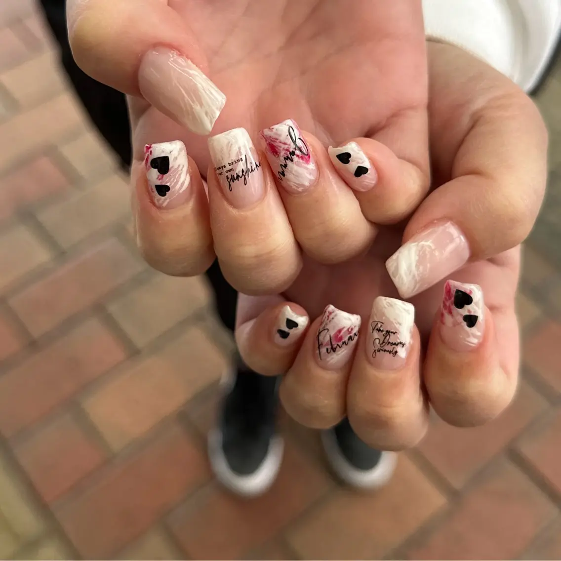 ネイル バレンタイン ハンドネイル nailsalon ∞ ﾐｶﾅﾙ ∞のネイルデザイン