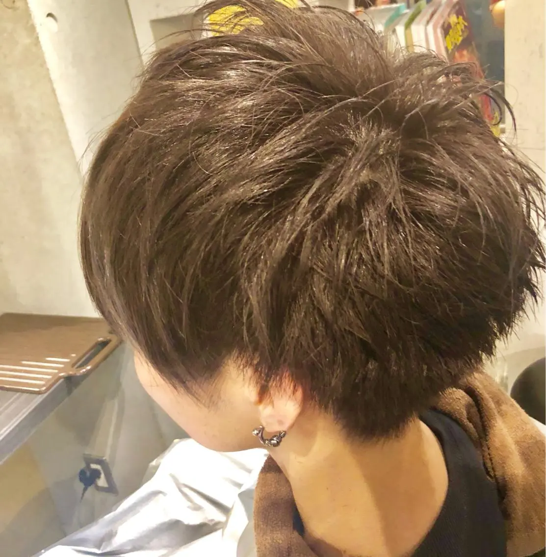 ショート カラー メンズ メンズブリーチ マッシュ アッシュ ブリーチ ダークアッシュ 関谷 慎吾のヘアスタイル