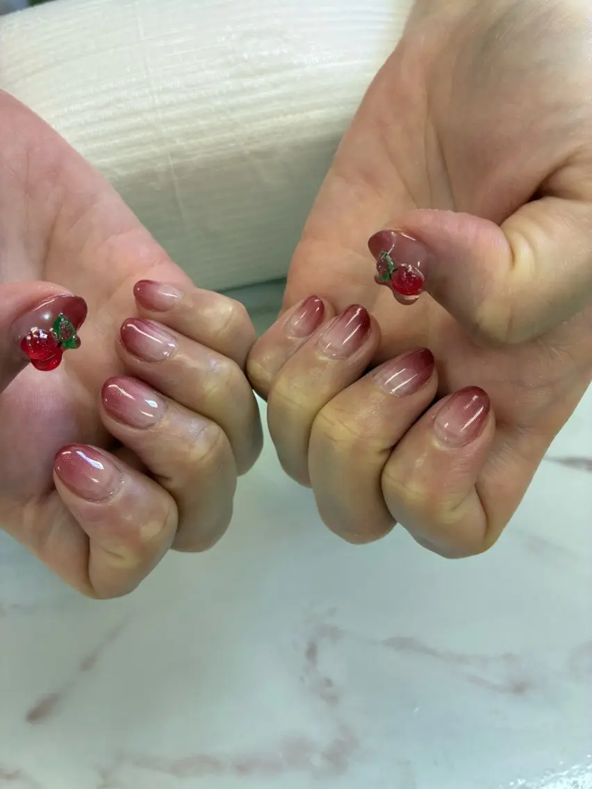 ネイル NAILHOLIC 三鷹　　　ミヤビのネイルデザイン