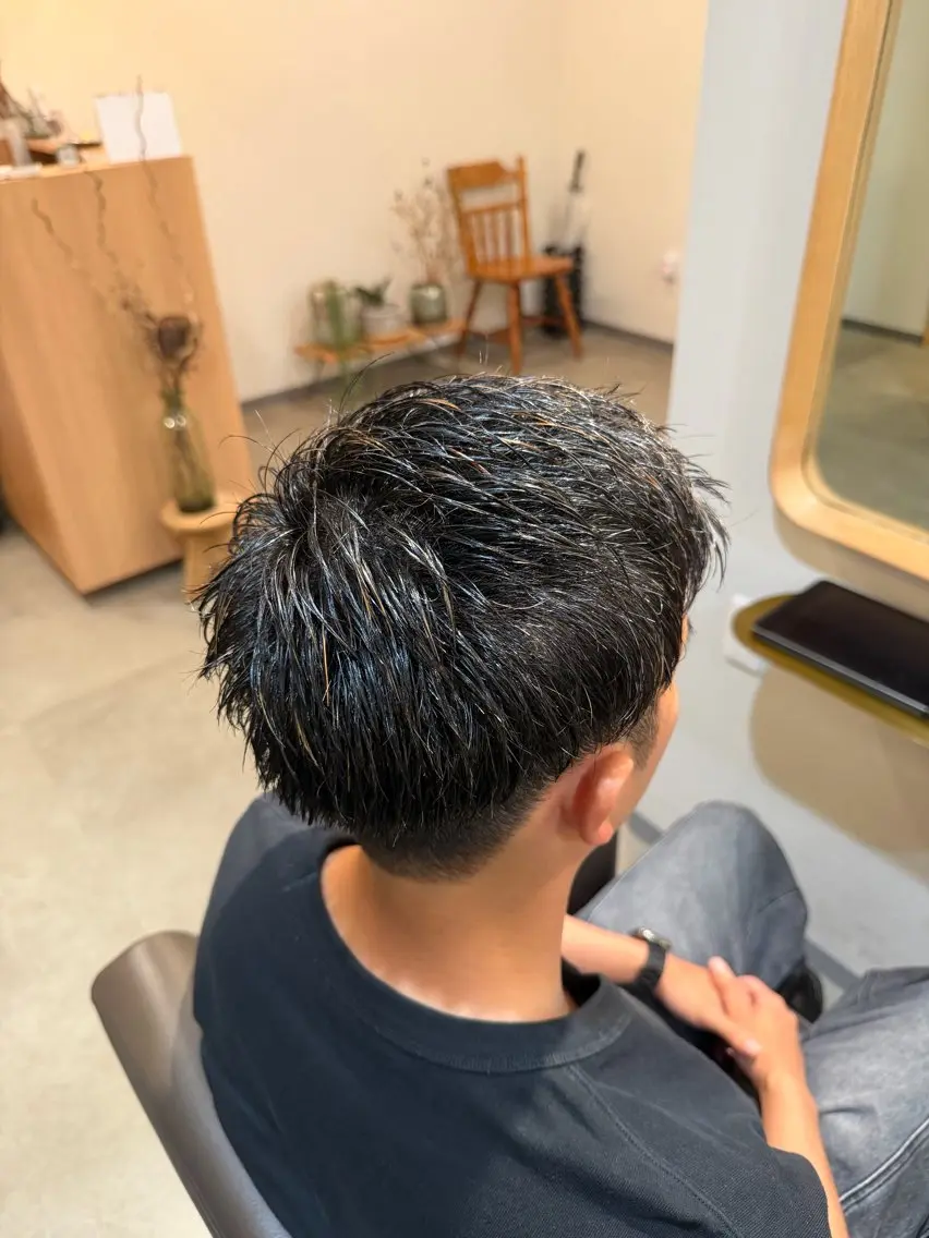 ショート メンズ ショートレイヤー レイヤーカット ショートヘア カット 和夢/メンズカット/ パーマ/ハイトーンのヘアスタイル