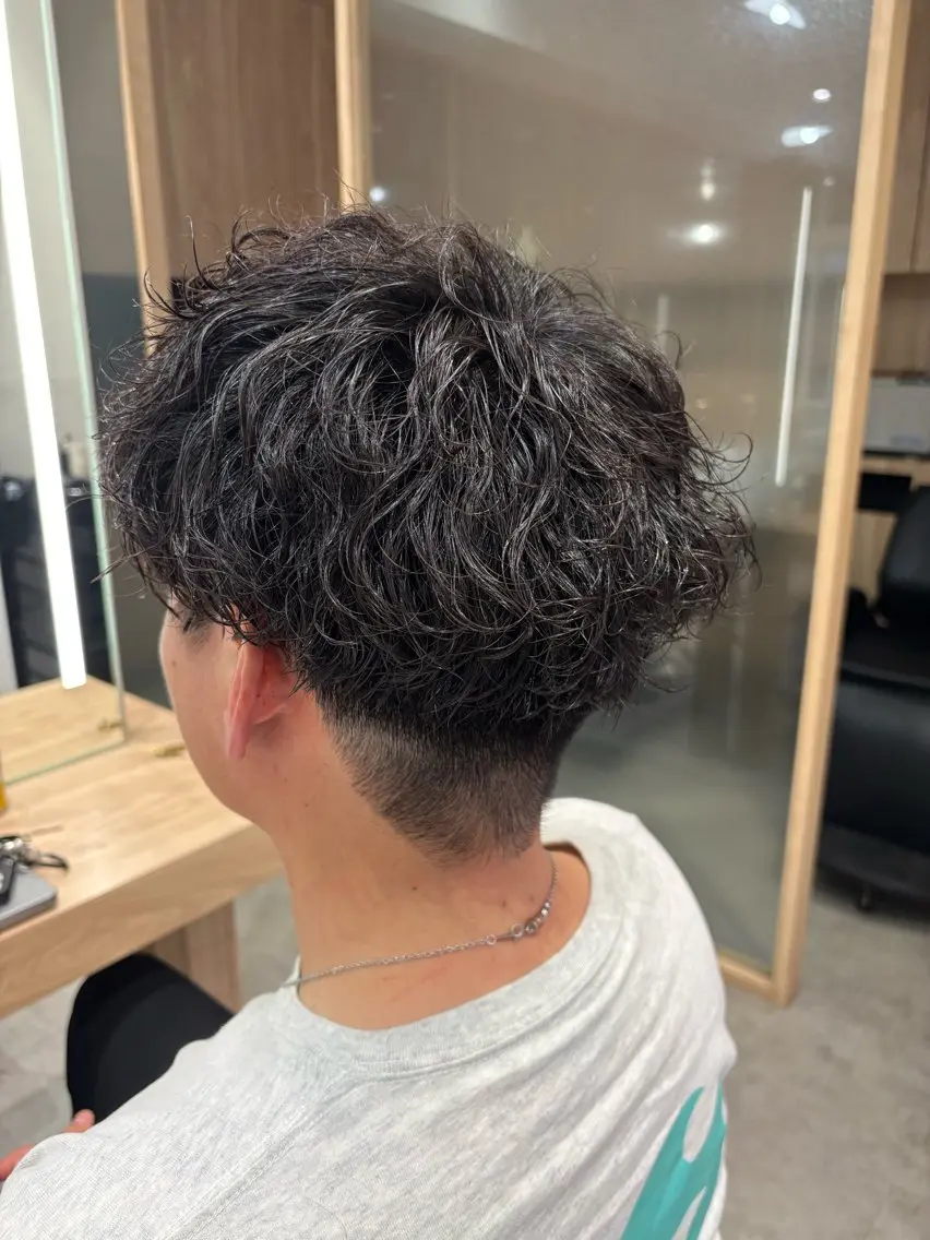 パーマ メンズ 縮毛矯正& 透明感カラー✨レオのヘアスタイル