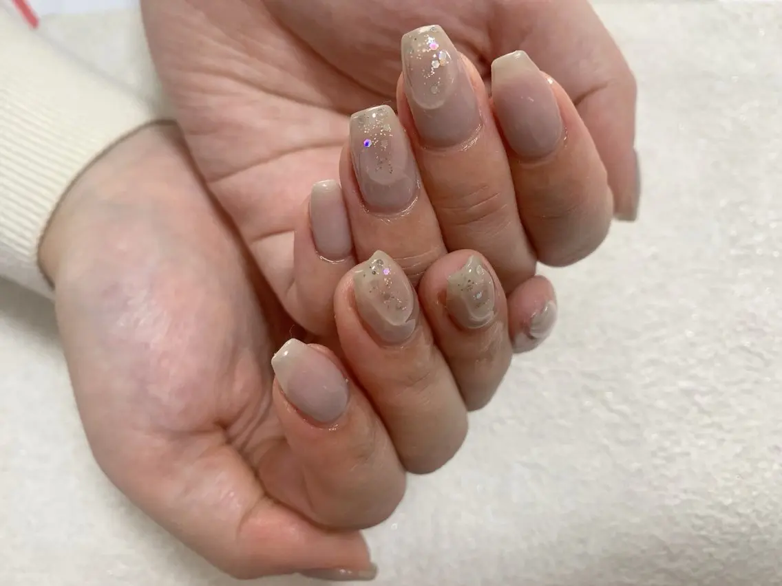 ネイル ジェルネイル ホログラムネイル 韓国ネイル メンズネイル ワンカラーネイル kiki nail たまプラーザのネイルデザイン