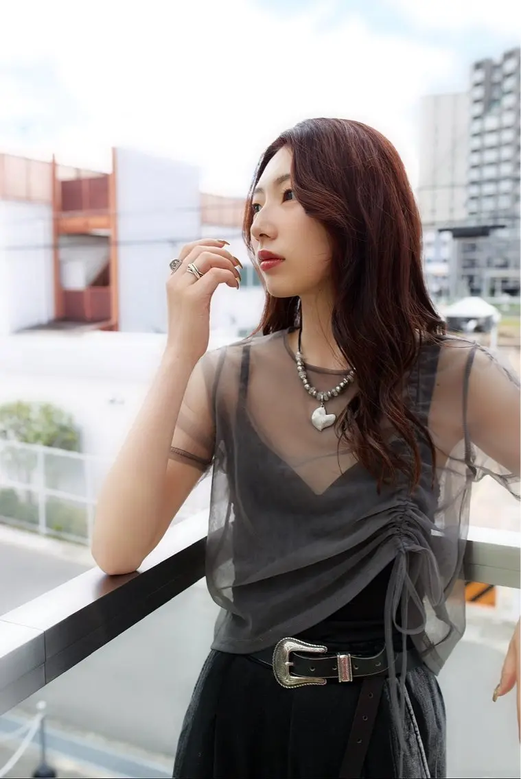 セミロング カラー ブラウンカラー ピンクカラー ピンクブラウン 豊崎 左知のヘアスタイル