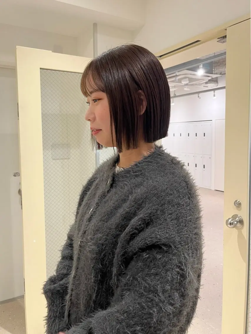 ミディアム カラー ミディアムパーマ ブリーチ 透明感カラー ダブルカラー ハイライトカラー カット ヘアカラー 小顔カット/ 透明感カラー/阪本桃のヘアスタイル