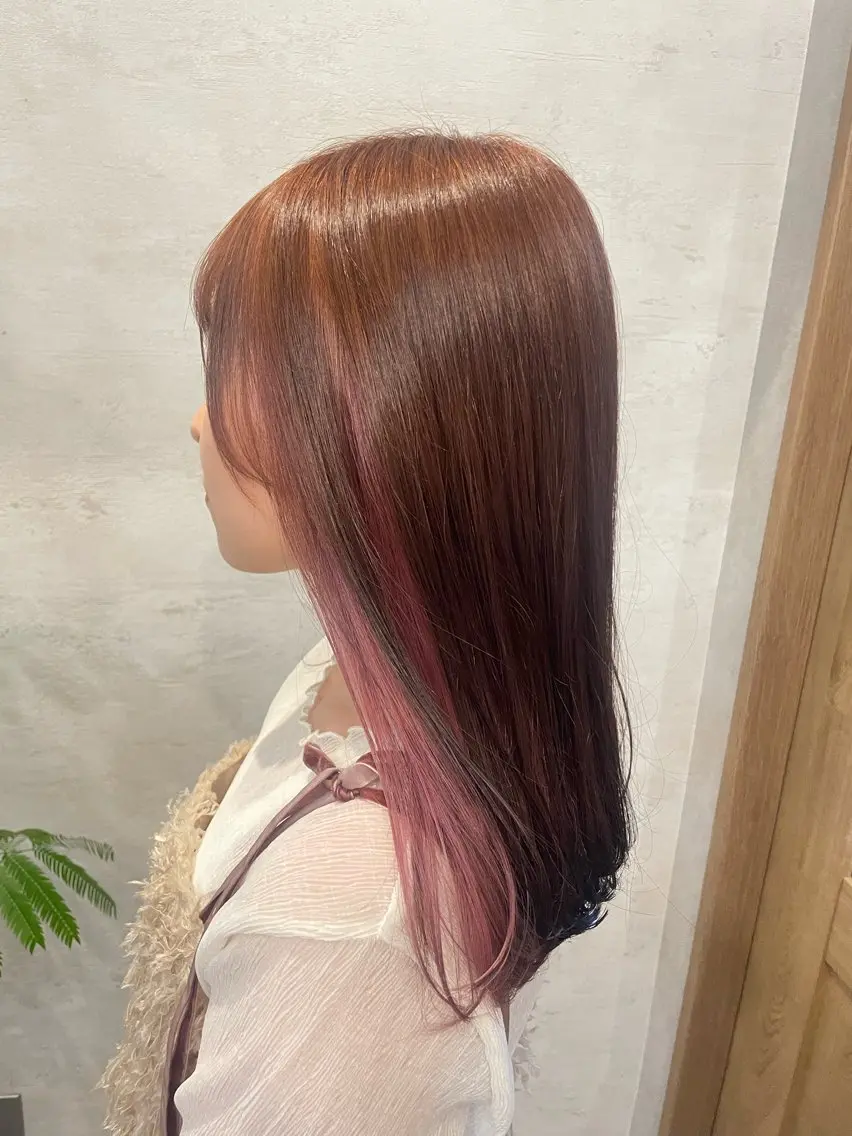 セミロング カラー ブリーチ インナーカラー Blue/博多/ 水口莉沙のヘアスタイル