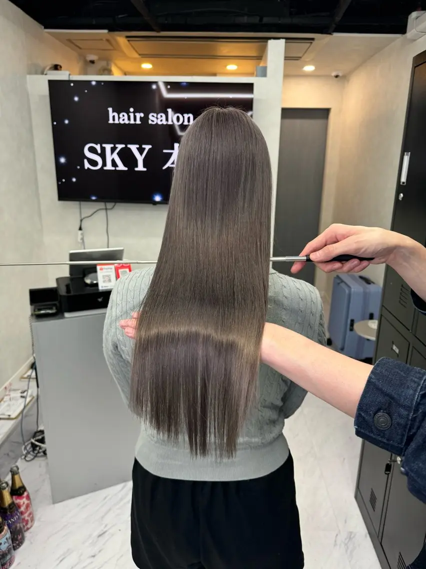 ロング カラー ブリーチ/エクステ モデル募集中🖤のヘアスタイル