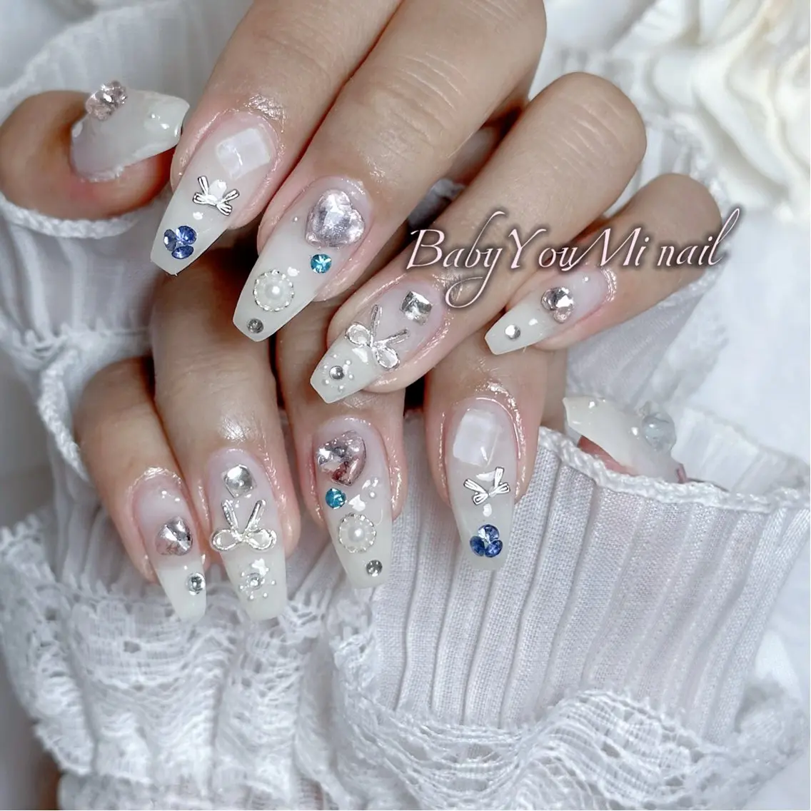ネイル オーロラネイル チークネイル 成人式 フットネイル フレンチネイル ハンドネイル BabyYouMi nailのネイルデザイン
