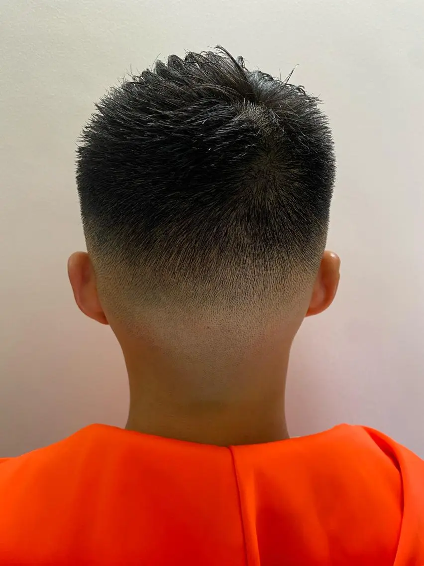 スキンフェード カット セットの写真
