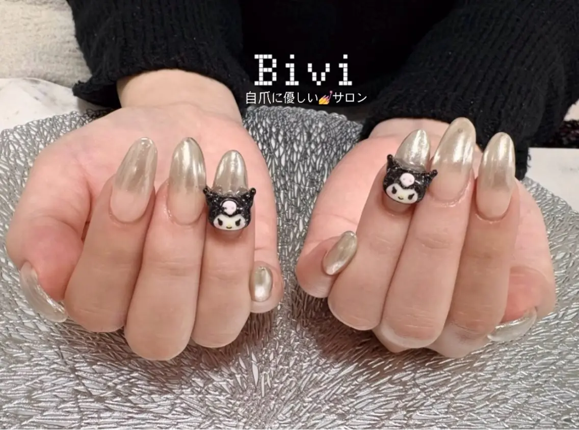 ネイル アートネイル ラメ(グリッター) 持ち込み ワンホンネイル 冬ネイル ハンドネイル ハンドケア ♡Bivi♡自爪に 優しいネイルサロンのネイルデザイン