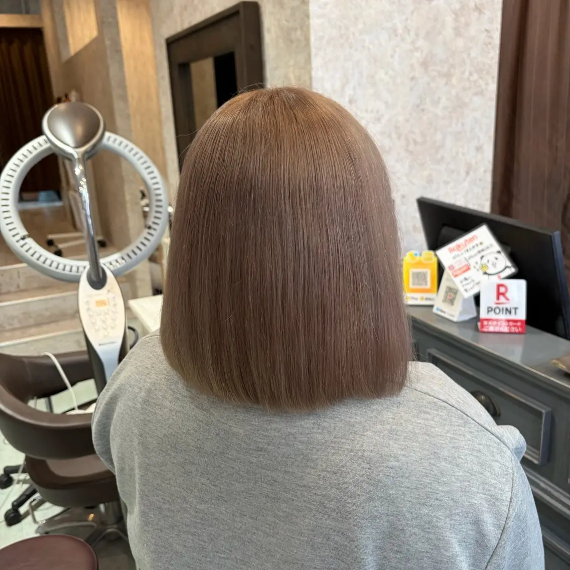 ミディアム カラー ヘアカラー 牧野 夏子のヘアスタイル