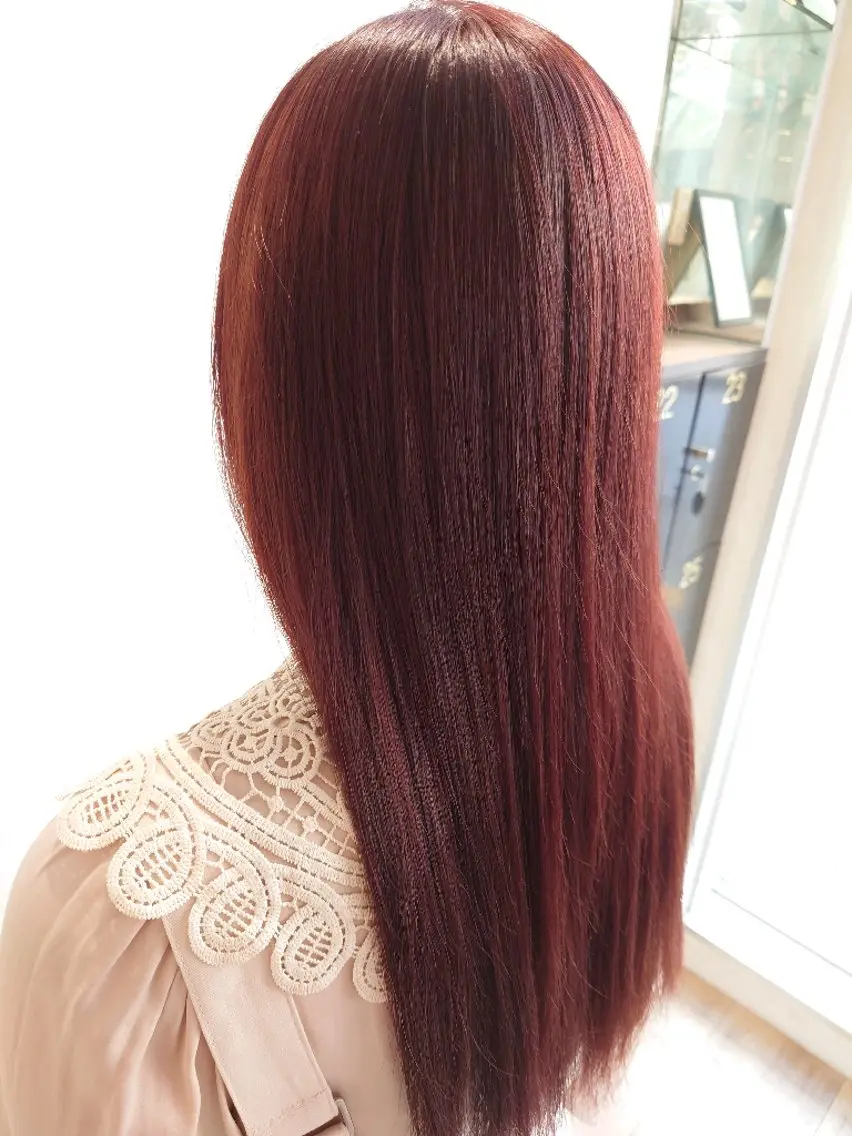 ロング カラー ブリーチ レッドカラー earth平塚店 間瀬亜紗里のヘアスタイル