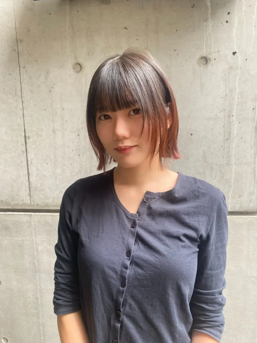ショート ボブレイヤー ボブ レイヤーカット ブリーチカラー🎀 LiLi🫧のヘアスタイル