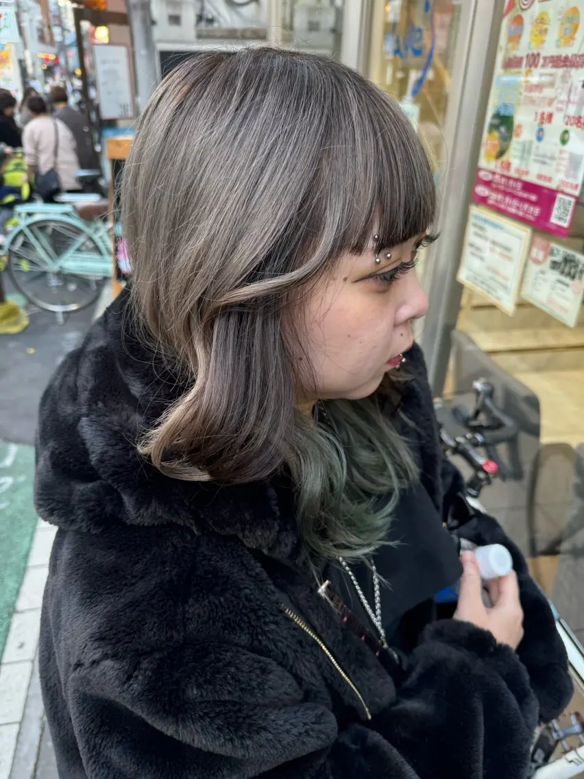 ロング カラー ヘアアレンジ ブリーチ デザインカラー ダブルカラー ハイライトカラー ハイトーンカラー カット トリートメント 目黒 碧人のヘアスタイル