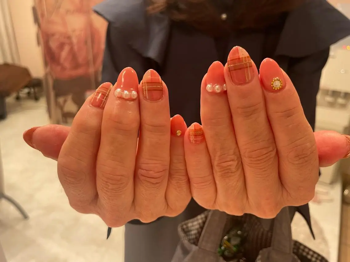 ネイル ♡ビジュール♡ NAIL &まつ毛のマツエク・マツパデザイン