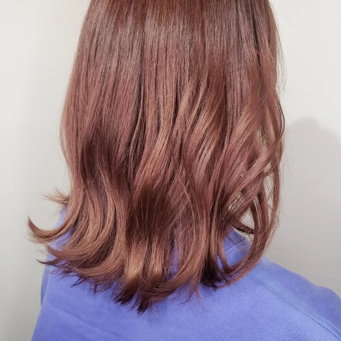 ミディアム カット ヘアカラー トリートメント 🇰🇷透明感×ハイ トーン🌟tomoのヘアスタイル