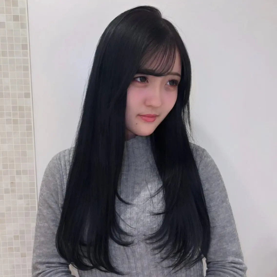 ロング ヘアカラー トリートメント yuria/ 透明感カラーのヘアスタイル