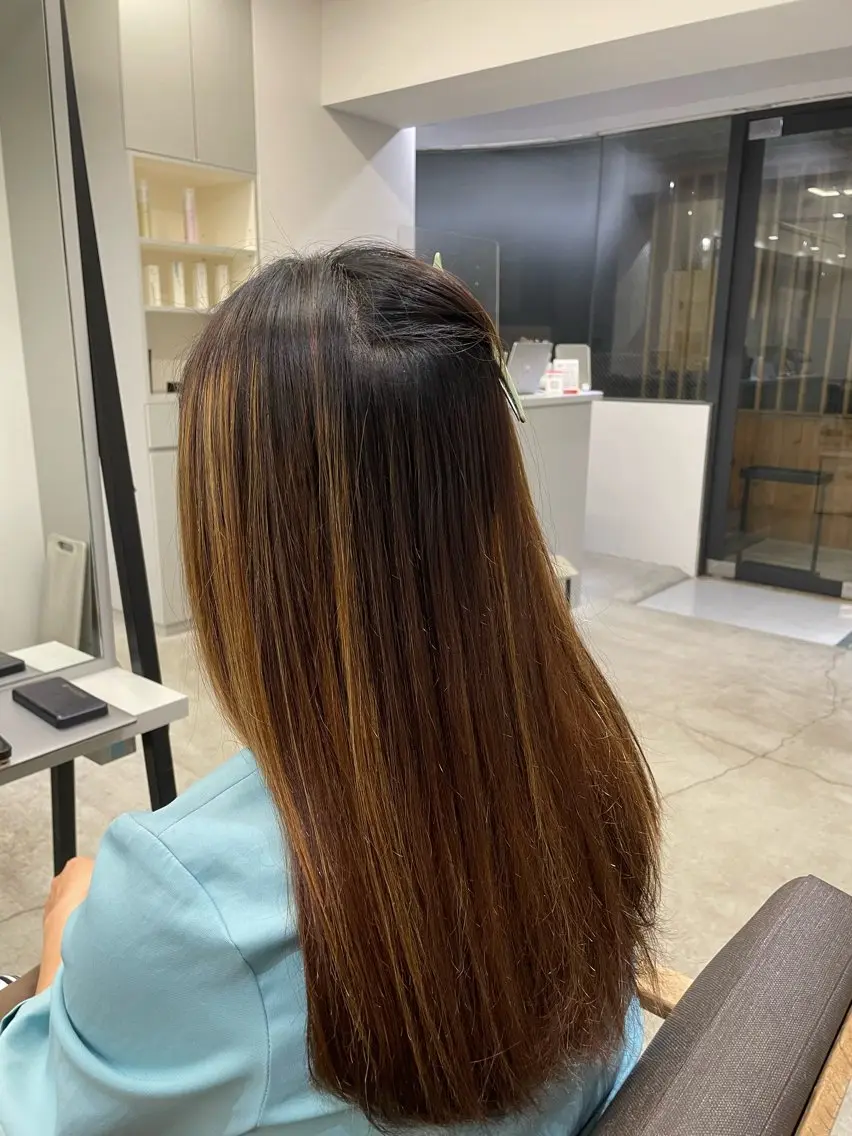 ロング 縮毛矯正 絶対綺麗な暖色カラー 🎯あります✨増渕✨のヘアスタイル