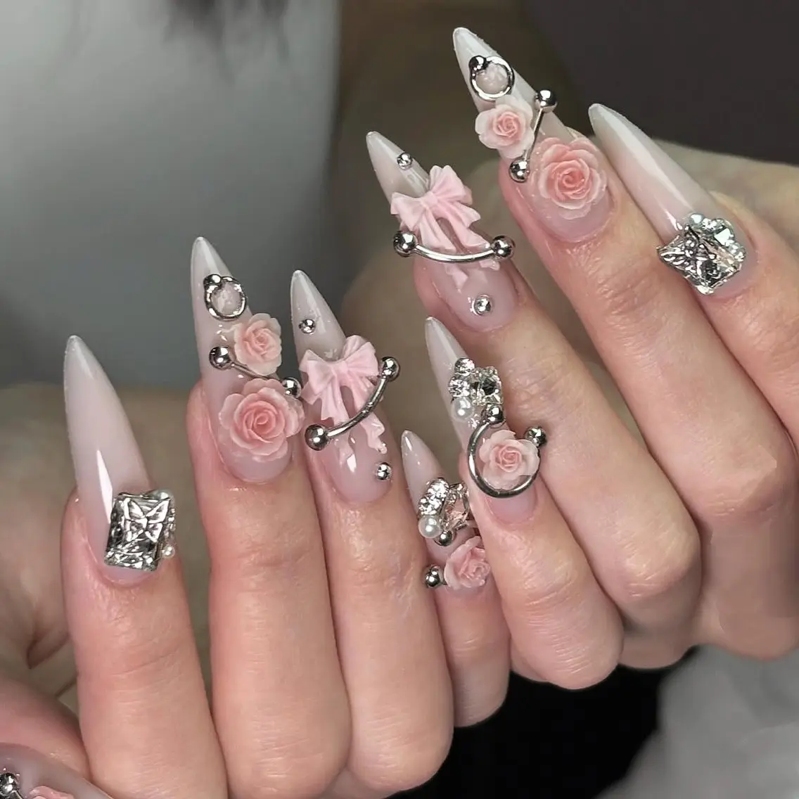 ネイル キラキラネイル 韓国ネイル マグネットネイル 夏ネイル ワンホンネイル ハンドネイル Sully Nail Labのネイルデザイン