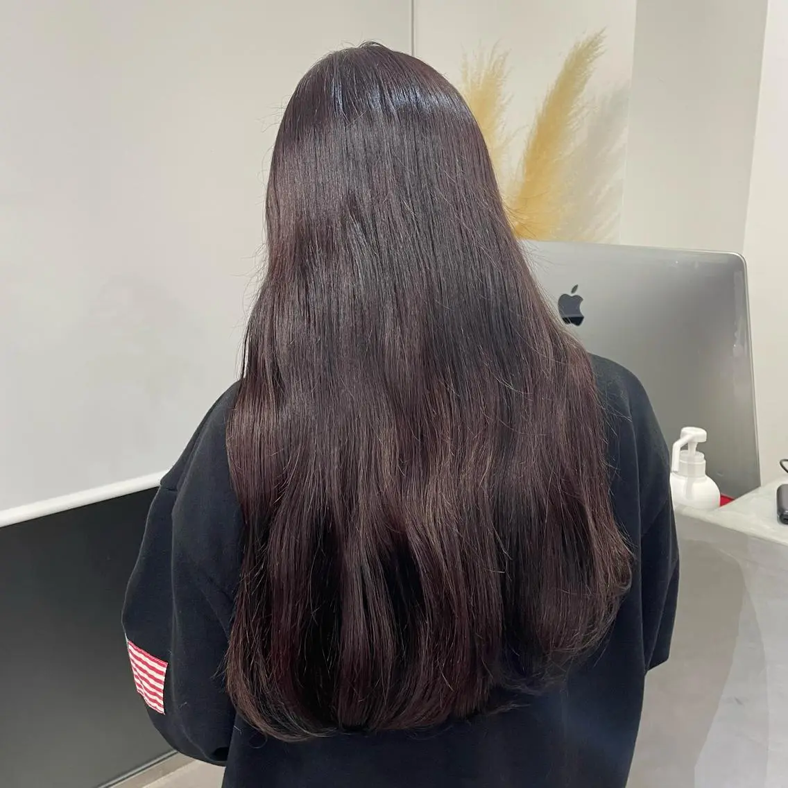 ロング カラー ブリーチ ブラウンカラー ラベンダーカラー ピンクカラー ピンクラベンダー monami 山本華菜のヘアスタイル