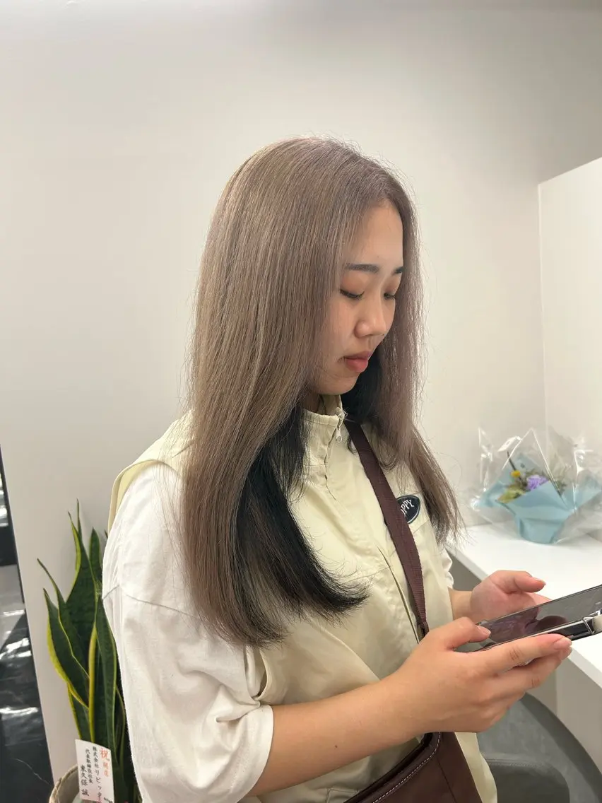 ロング ヘアカラー カラー/エクステ 🤍ルナのヘアスタイル