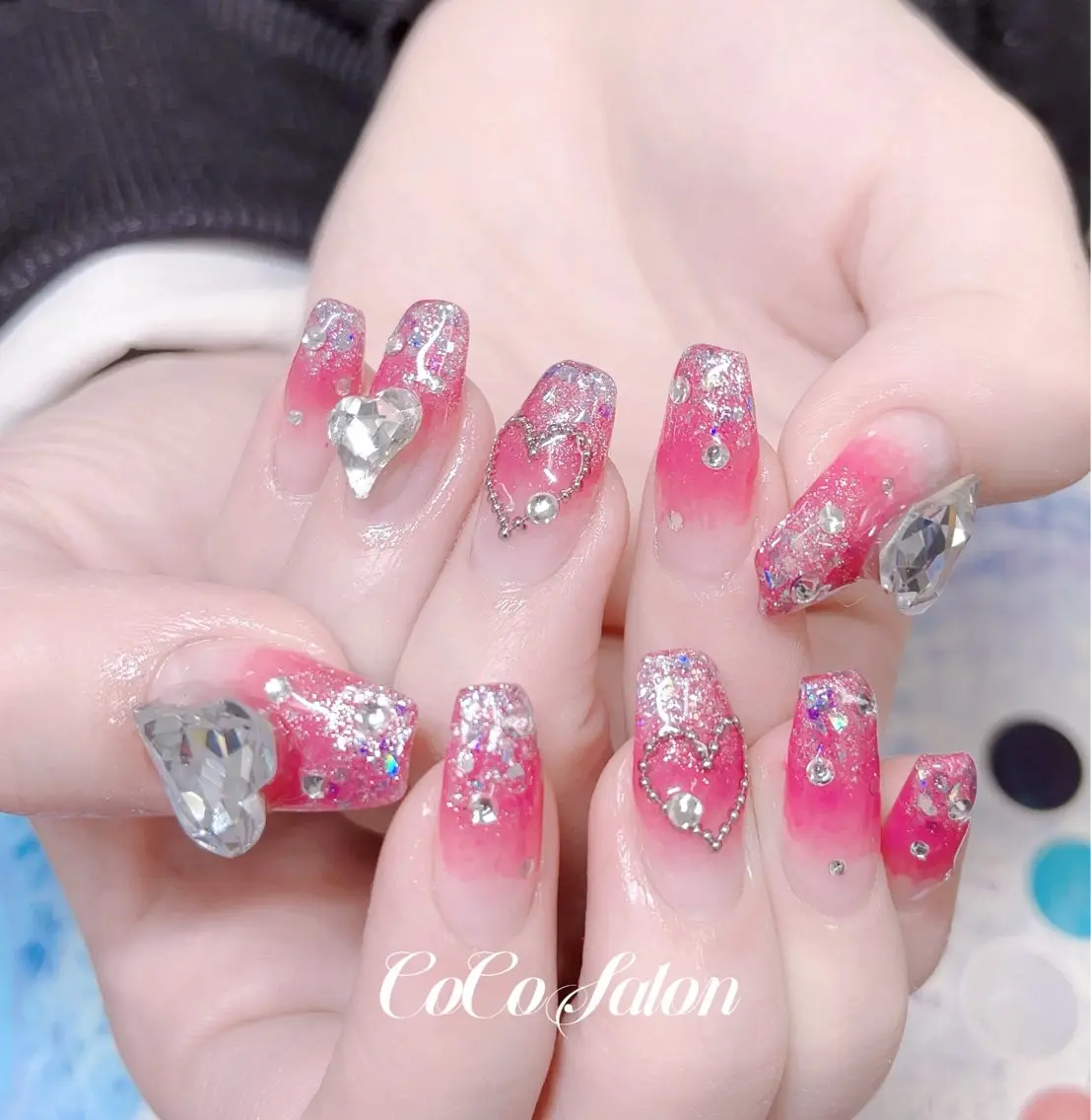 ネイル 成人式 長さ出し ジェルネイル ゴージャス グラデーション ハンドネイル CoCoSalon ネイル/まつ毛予約のネイルデザイン