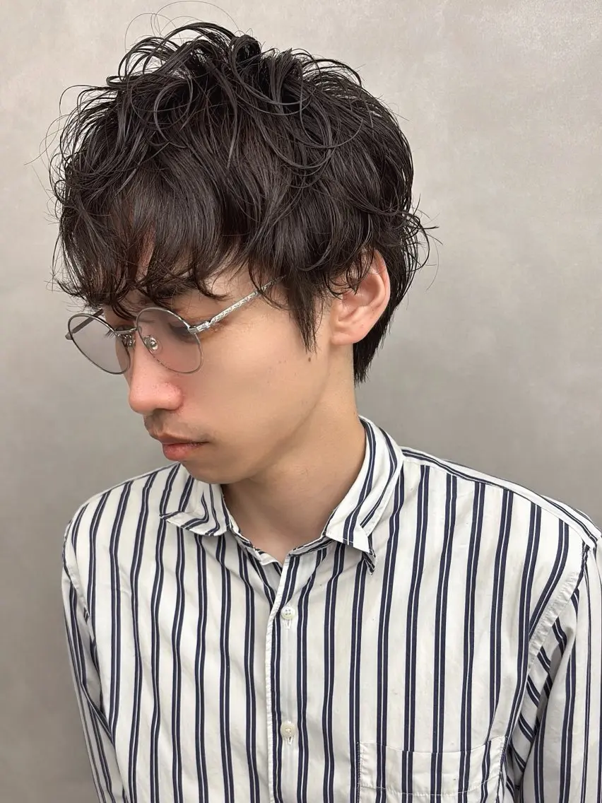 パーマ メンズ 暗色カラー/レイヤー 🩶KAITOのヘアスタイル