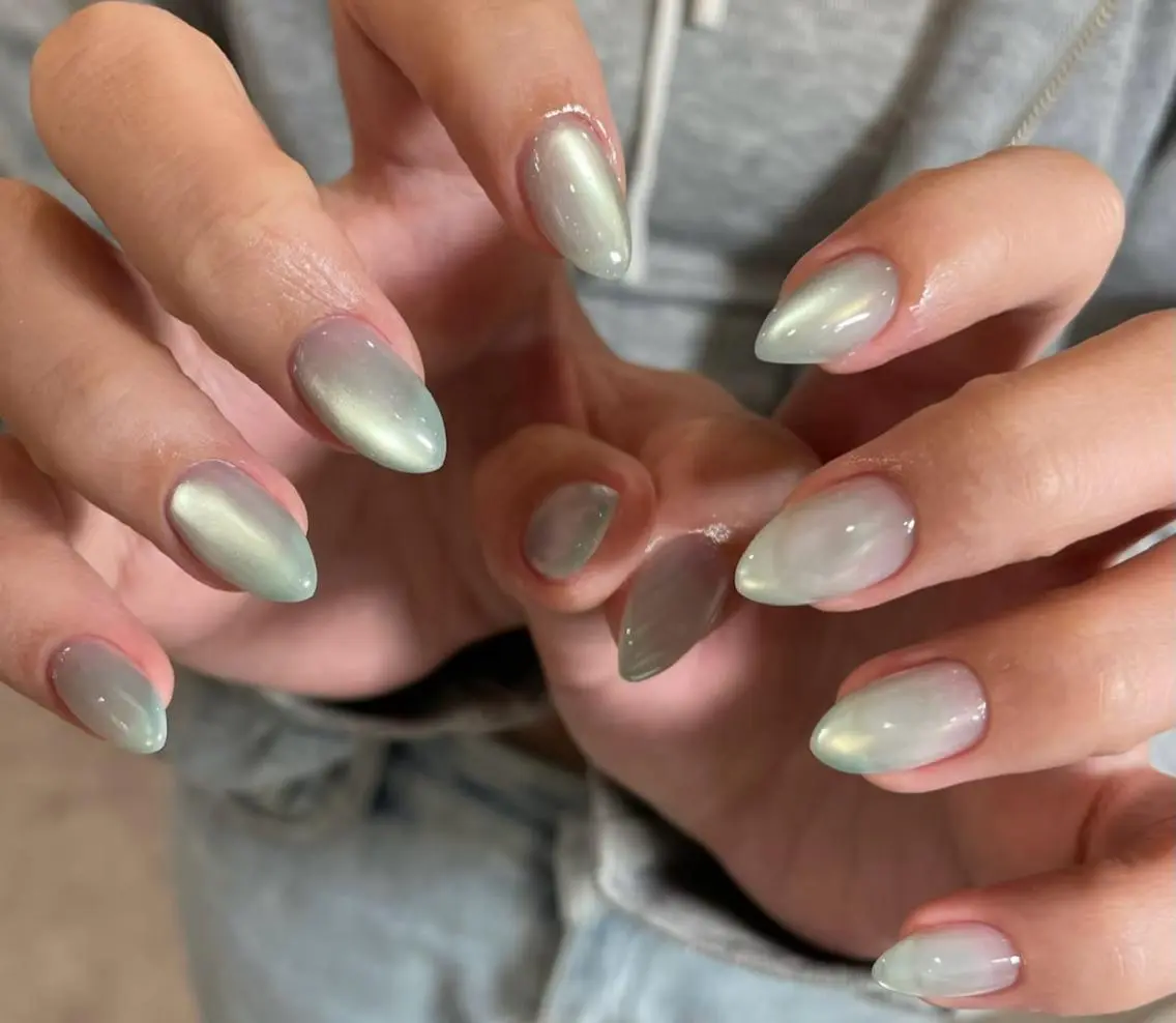 ネイル ハンドネイル 🎀 Ayaka_nailのネイルデザイン