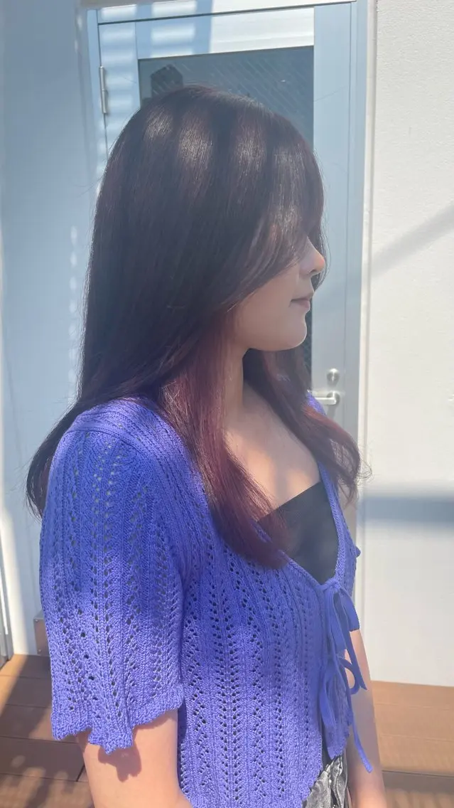 セミロング カラー 松井 悠希のヘアスタイル