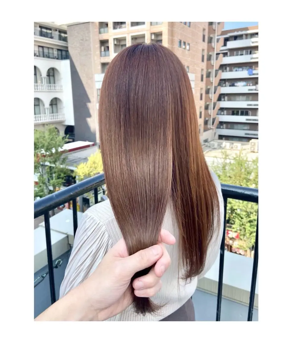 ロング トリートメント 新嵩 真理のヘアスタイル