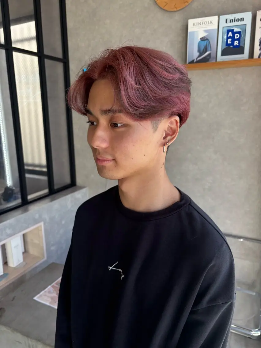 ショート ヘアカラー 山岸 未玖のヘアスタイル