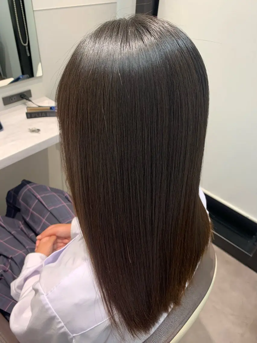 セミロング トリートメント 松田 啓志のヘアスタイル