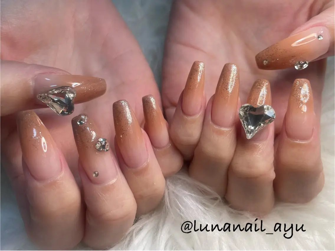 ネイル グラデーション ハンドネイル LUNA NAIL ayuのネイルデザイン