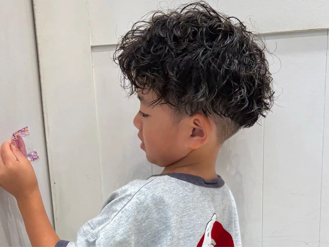 キッズ あやか 白髪ぼかしハイライトのヘアスタイル