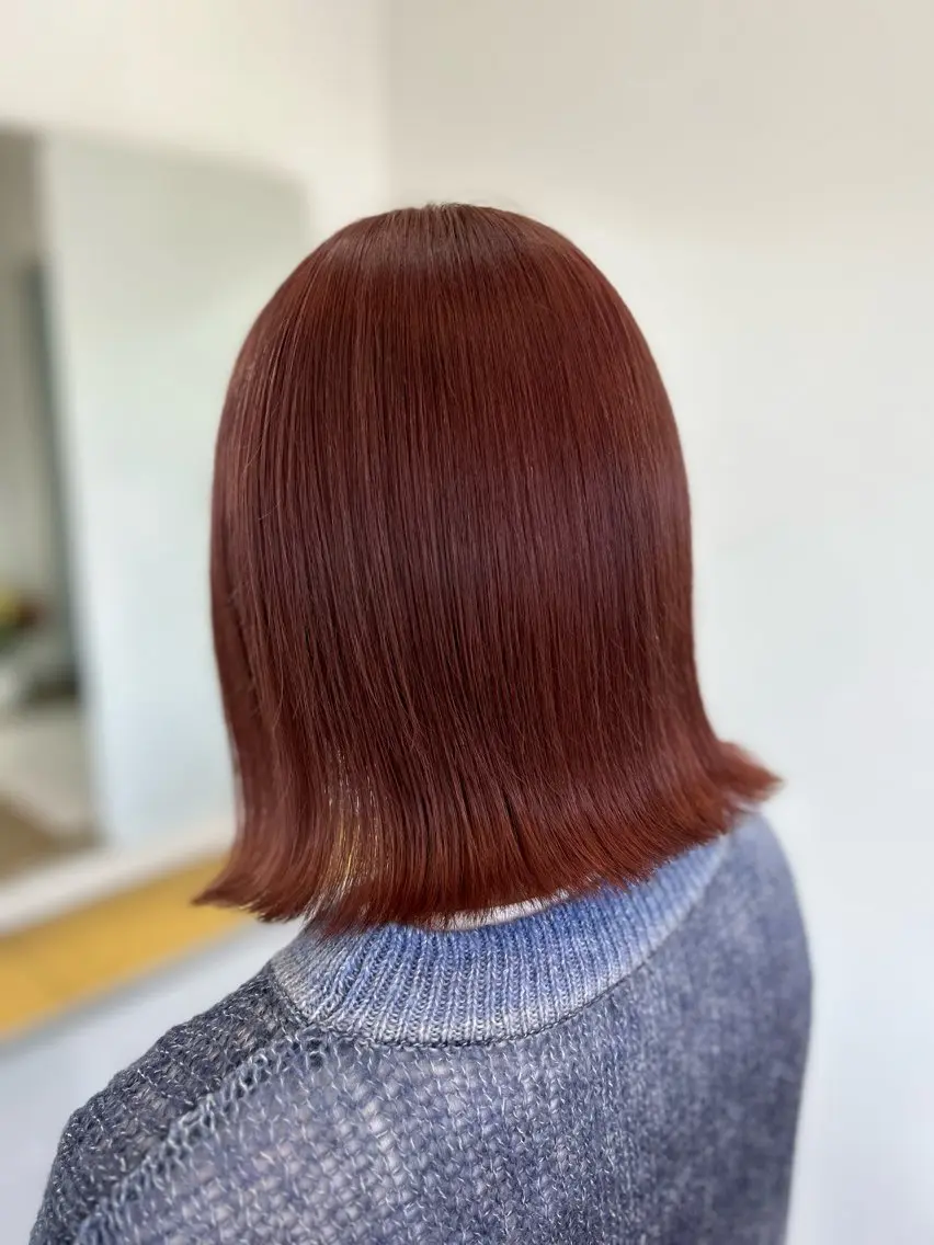 ミディアム 小澤 志穂のヘアスタイル